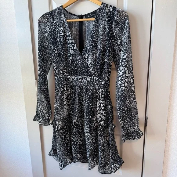 Lulus Love Me Right Black Floral Print Long Sleeve Tiered Mini Dress Size XS - Picture 3 of 9